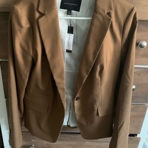 Tan Banana Republic Blazer’s